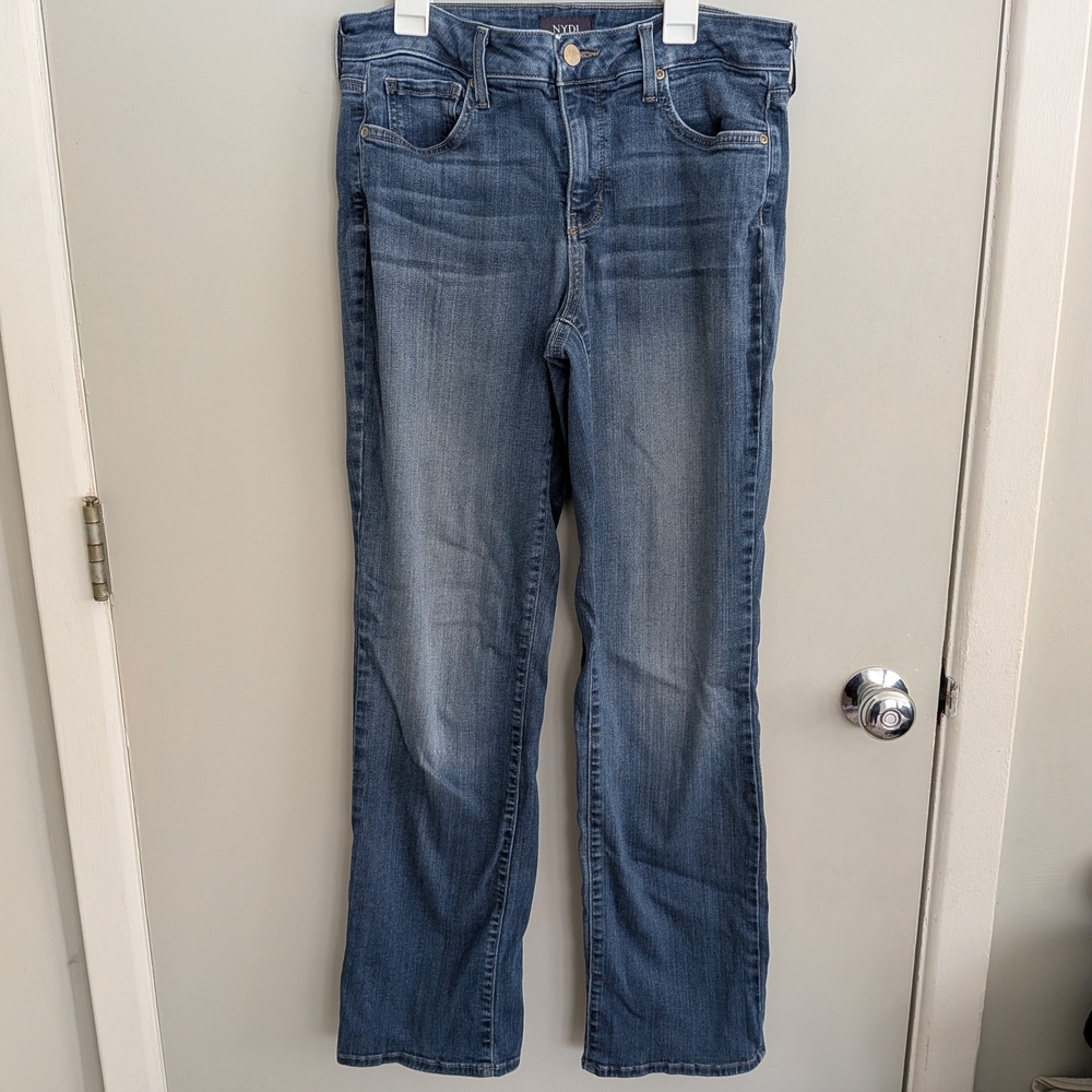 NYDJ Size 6 Marilyn Straight Lift X Tuck Technology Women's Jeans Soft EUC Cozy